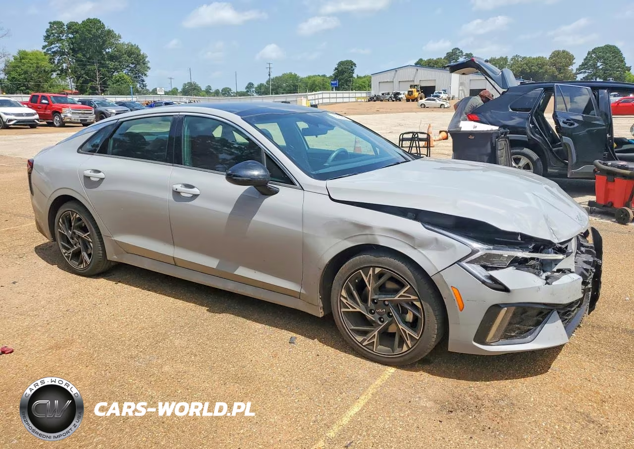 2025 Kia K5 Gt Line VIN:KNAG64J7XS5328657 - 4