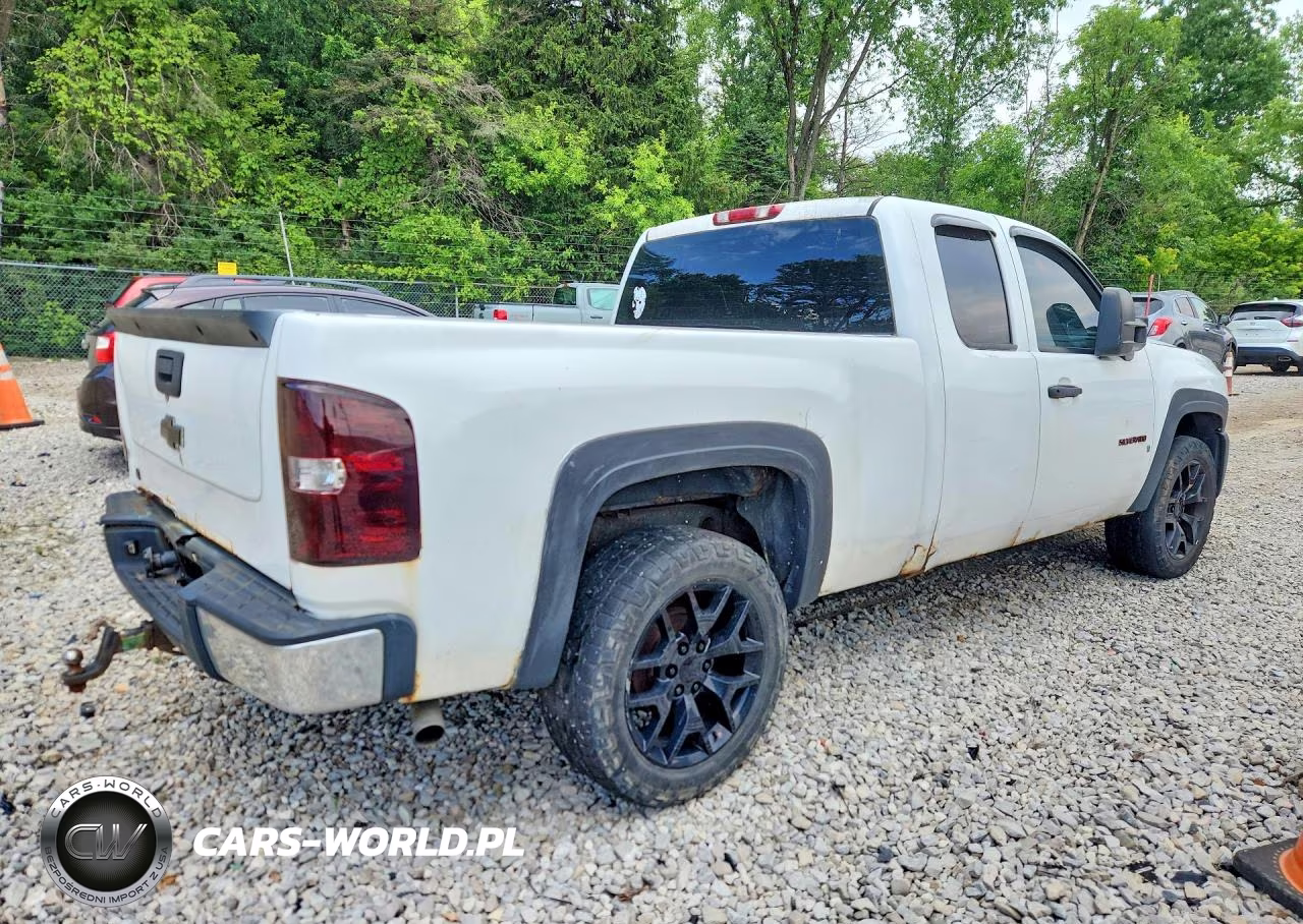 2008 Chevrolet Silverado K1500 VIN:1GCEK19C48Z297946 - 3