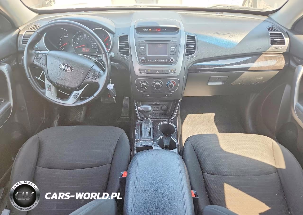 2015 Kia Sorento Lx VIN:5XYKT4A68FG658923 - 8