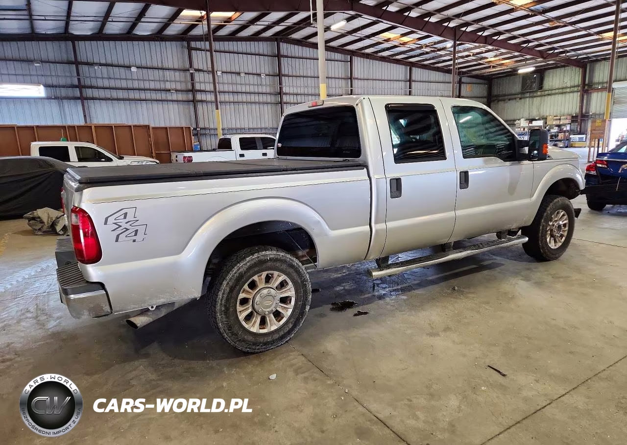 2011 Ford F250 Super Duty VIN:1FT7W2B64BEC73815 - 3