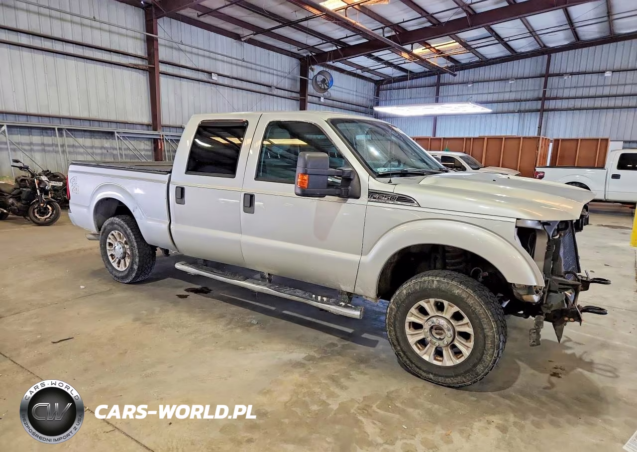 2011 Ford F250 Super Duty VIN:1FT7W2B64BEC73815 - 4