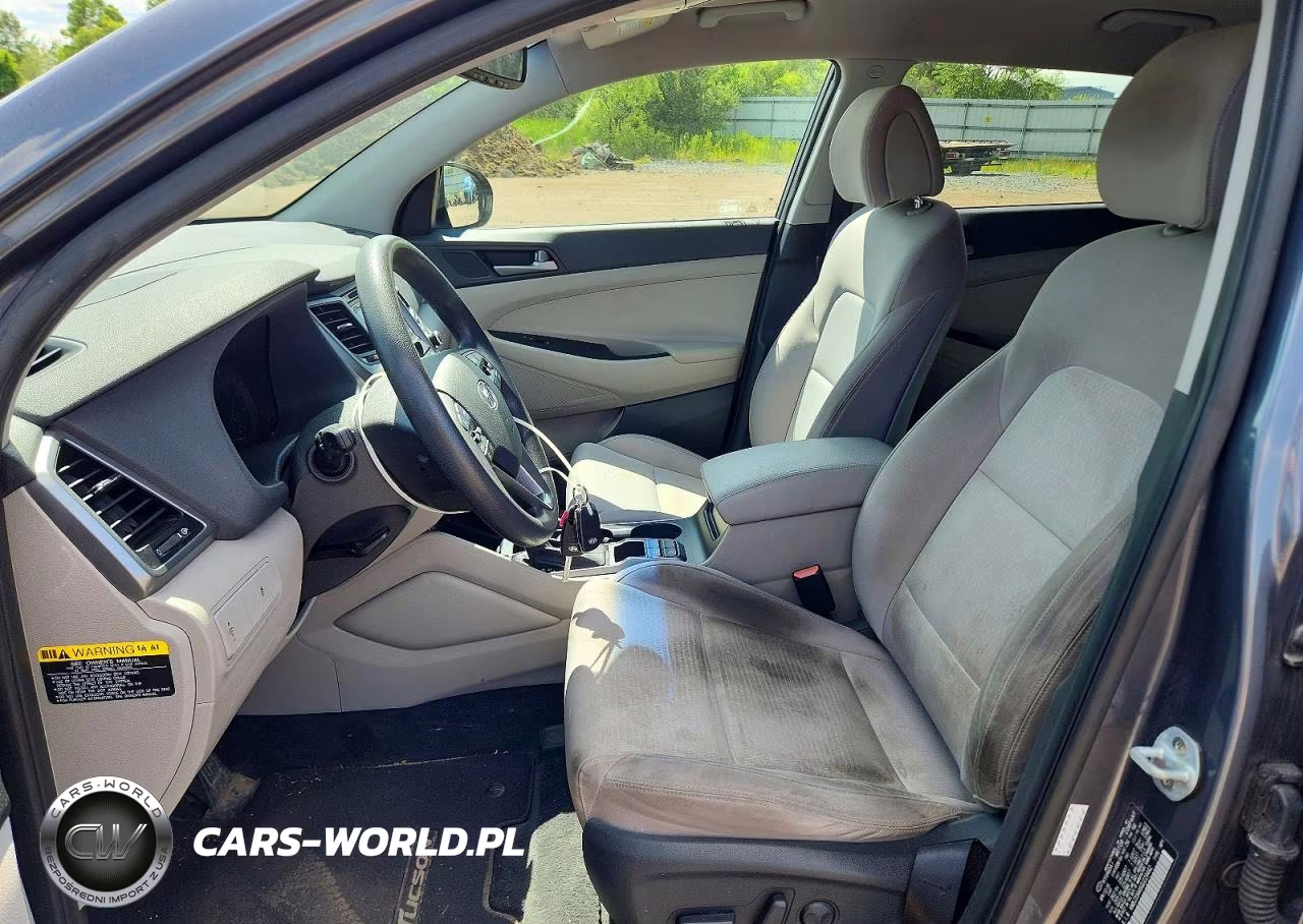 2016 Hyundai Tucson Se VIN:KM8J33A46GU229442 - 7