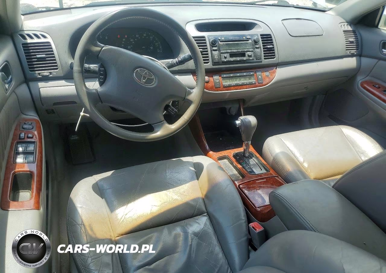 2003 Toyota Camry Xle VIN:4T1BE32KX3U706847 - 8