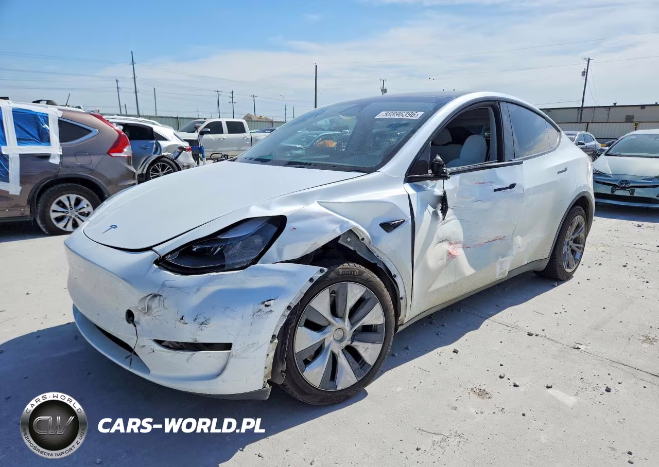 2024 Tesla Model Y – zdjęcie 1 z 13