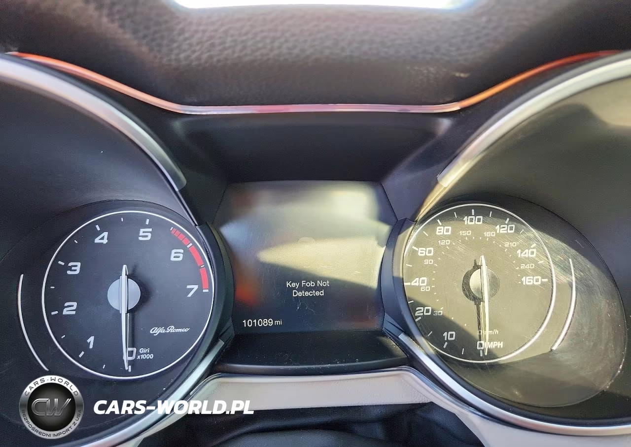 2019 Alfa Romeo Stelvio VIN:ZASPAKAN4K7C49064 - 9