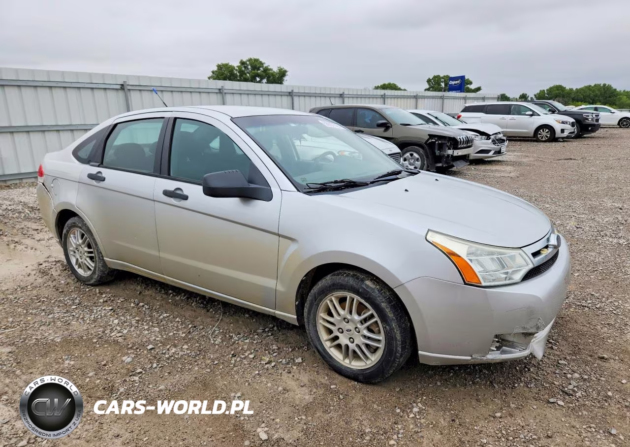 2010 Ford Focus Se VIN:1FAHP3FN6AW155076 - 4
