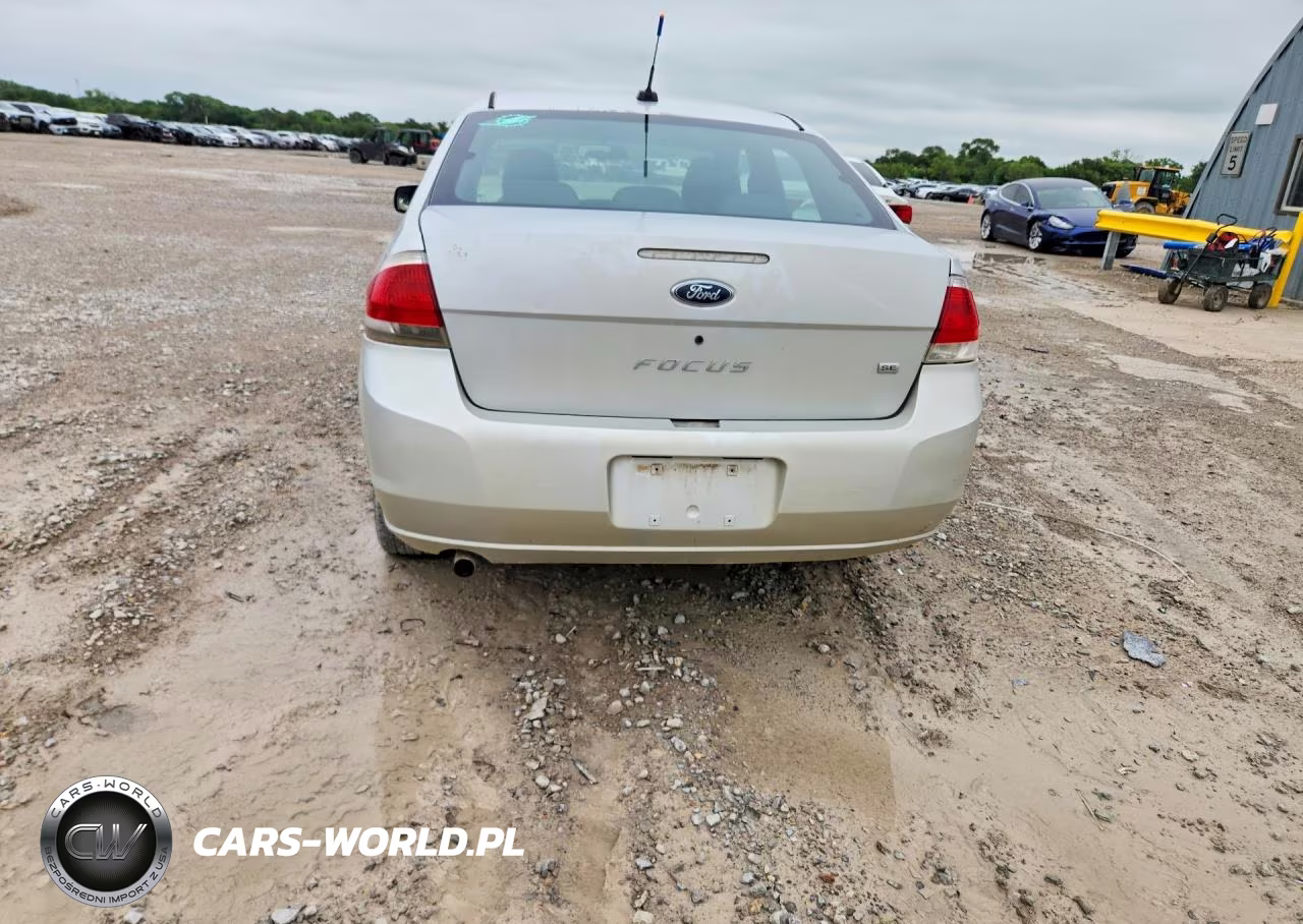 2010 Ford Focus Se VIN:1FAHP3FN6AW155076 - 6