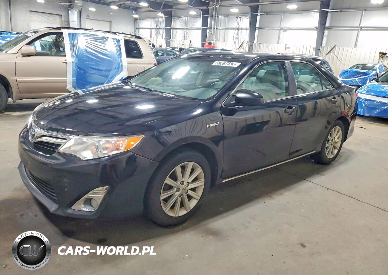 2013 Toyota Camry Hybrid Xle
