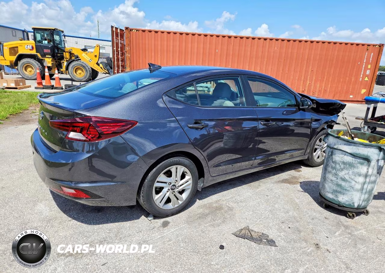 2020 Hyundai Elantra Value Edition VIN:5NPD84LF3LH604148 - 3