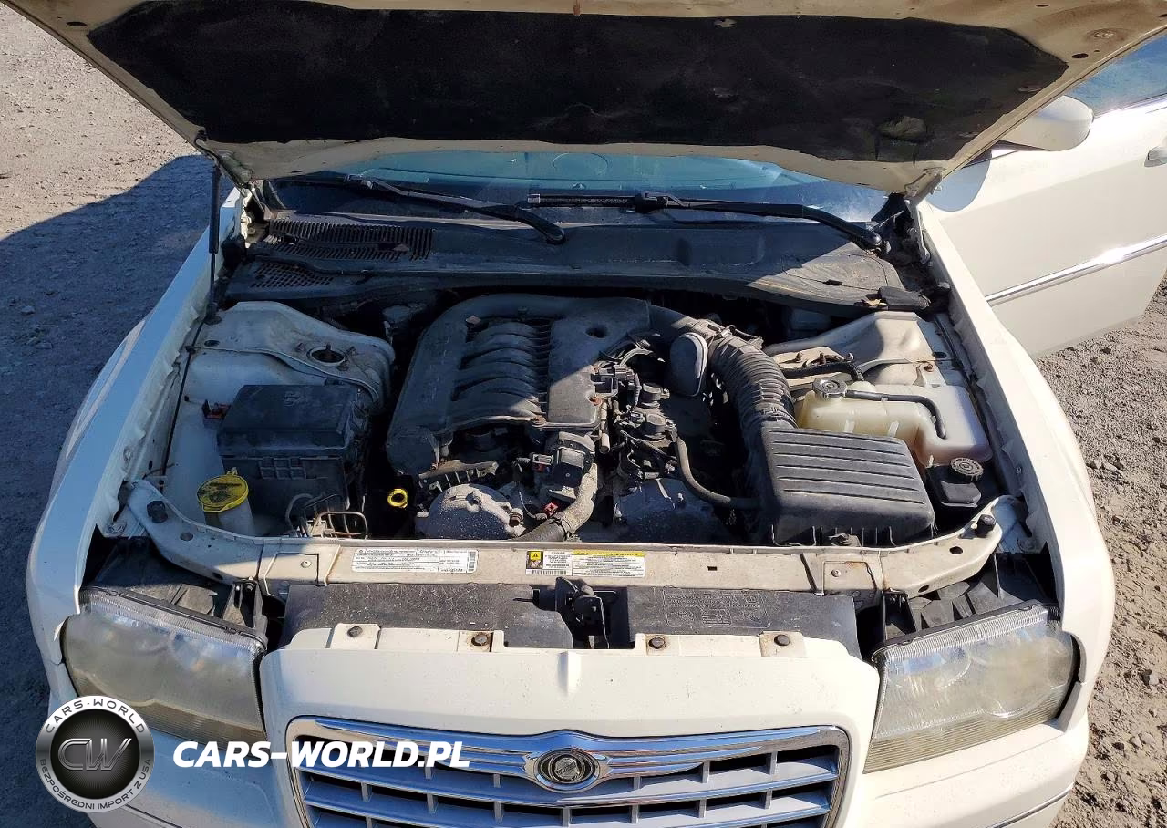 2009 Chrysler 300 Touring VIN:2C3KK53V79H586166 - 11