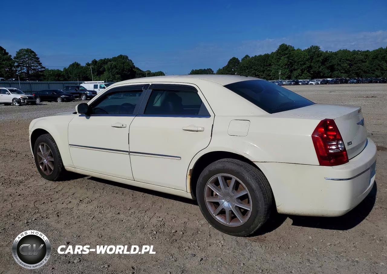 2009 Chrysler 300 Touring VIN:2C3KK53V79H586166 - 2