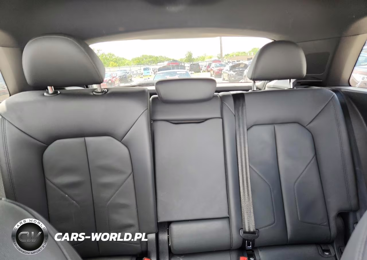 2024 Audi Q3 Premium S Line 45 VIN:WA1DECF39R1208952 - 10