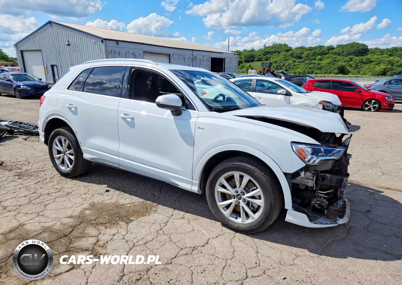 2024 Audi Q3 Premium S Line 45 VIN:WA1DECF39R1208952 - 4
