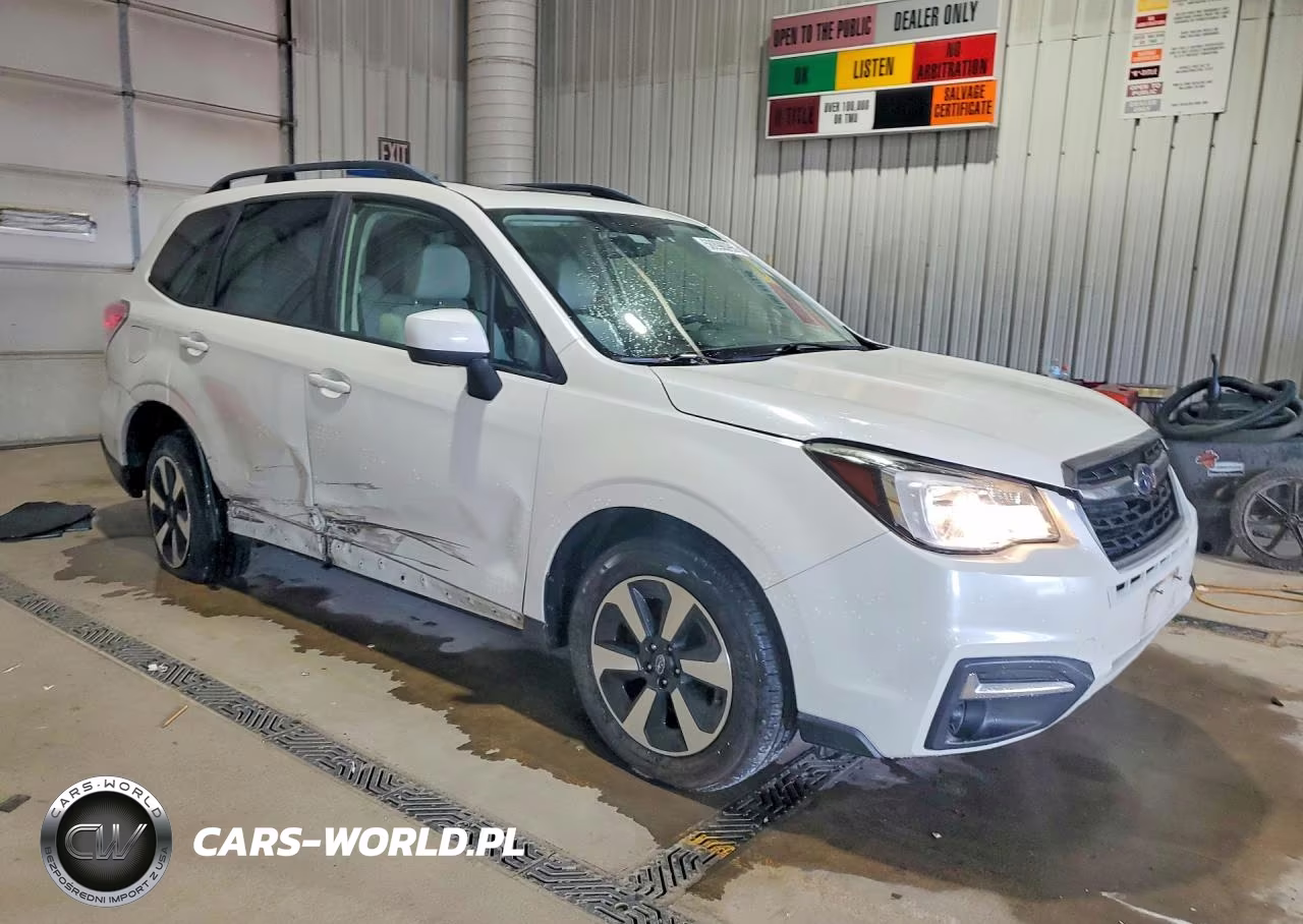 2017 Subaru Forester 2.5I Premium VIN:JF2SJAEC3HH535689 - 4