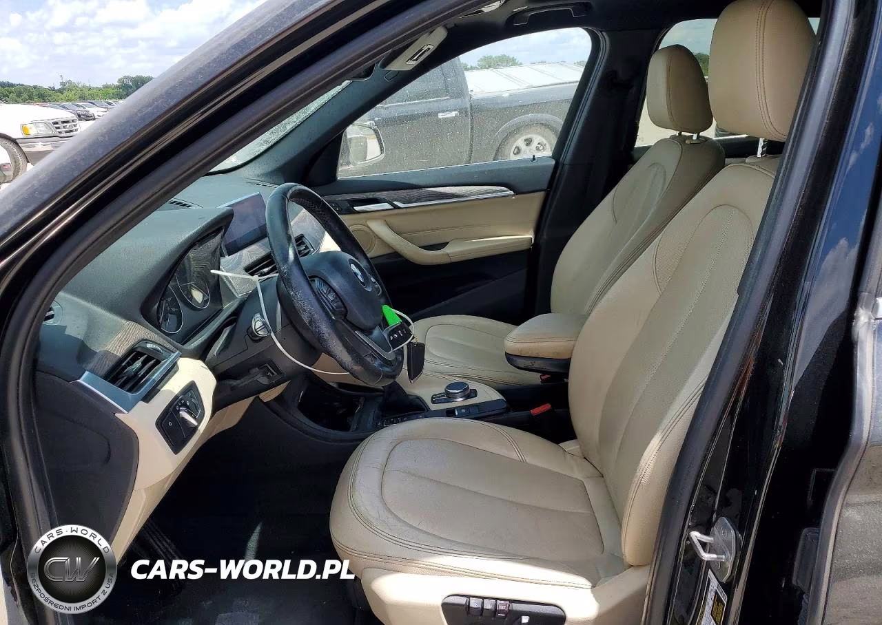 2017 BMW X1 xDrive28I VIN:WBXHT3Z3XH4A55073 - 7