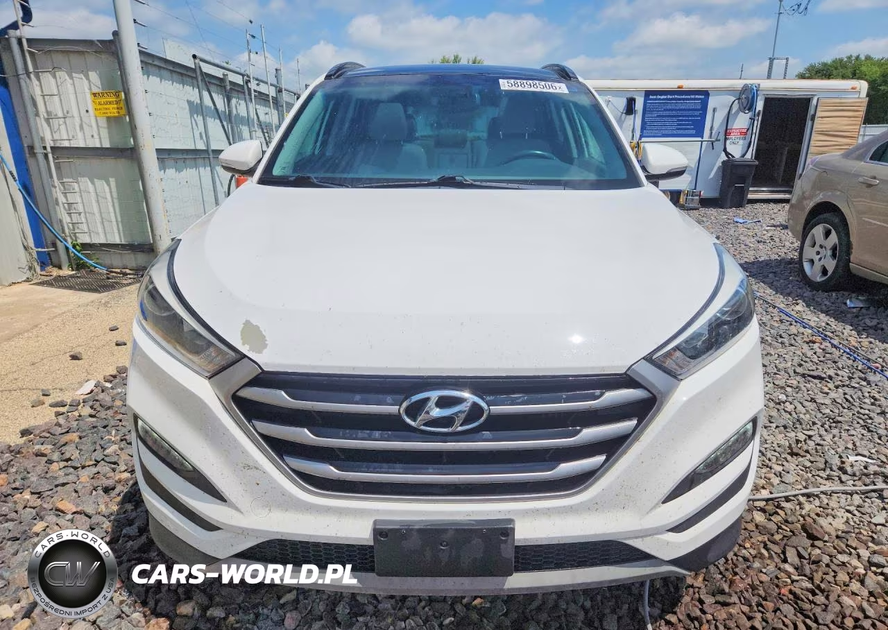 2018 Hyundai Tucson Value VIN:KM8J3CA25JU687740 - 5