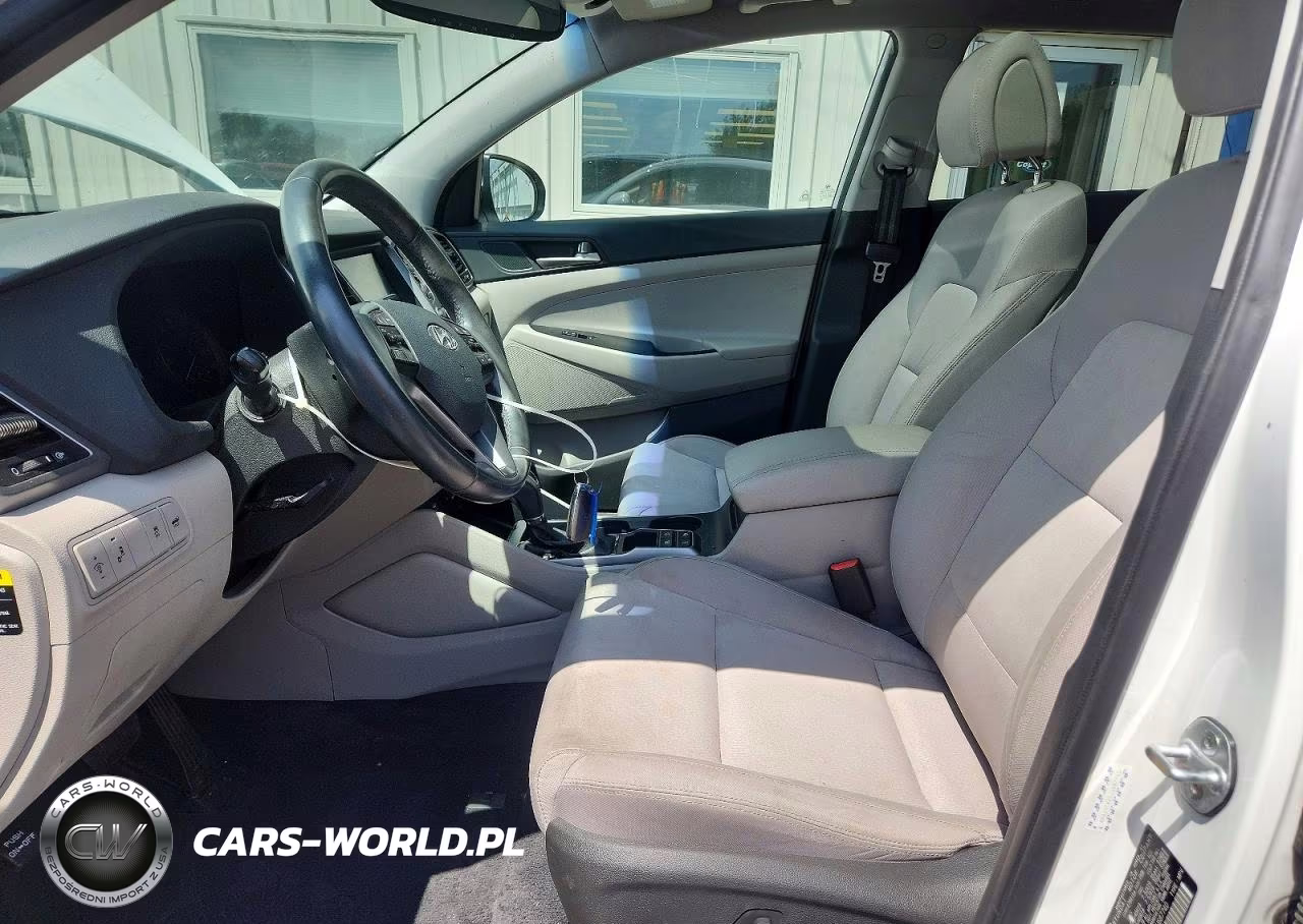 2018 Hyundai Tucson Value VIN:KM8J3CA25JU687740 - 7