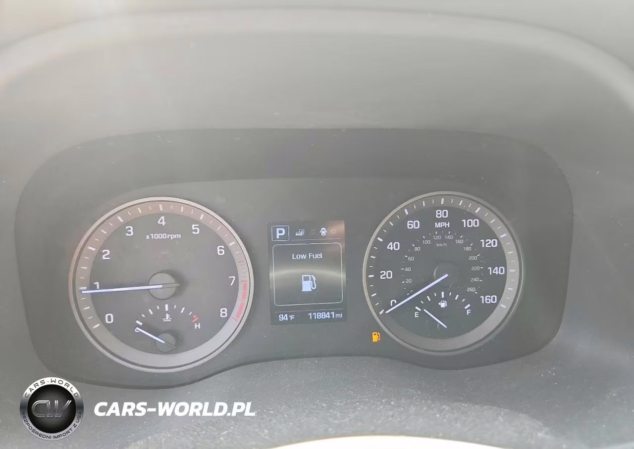 2018 Hyundai Tucson Value VIN:KM8J3CA25JU687740 - 9