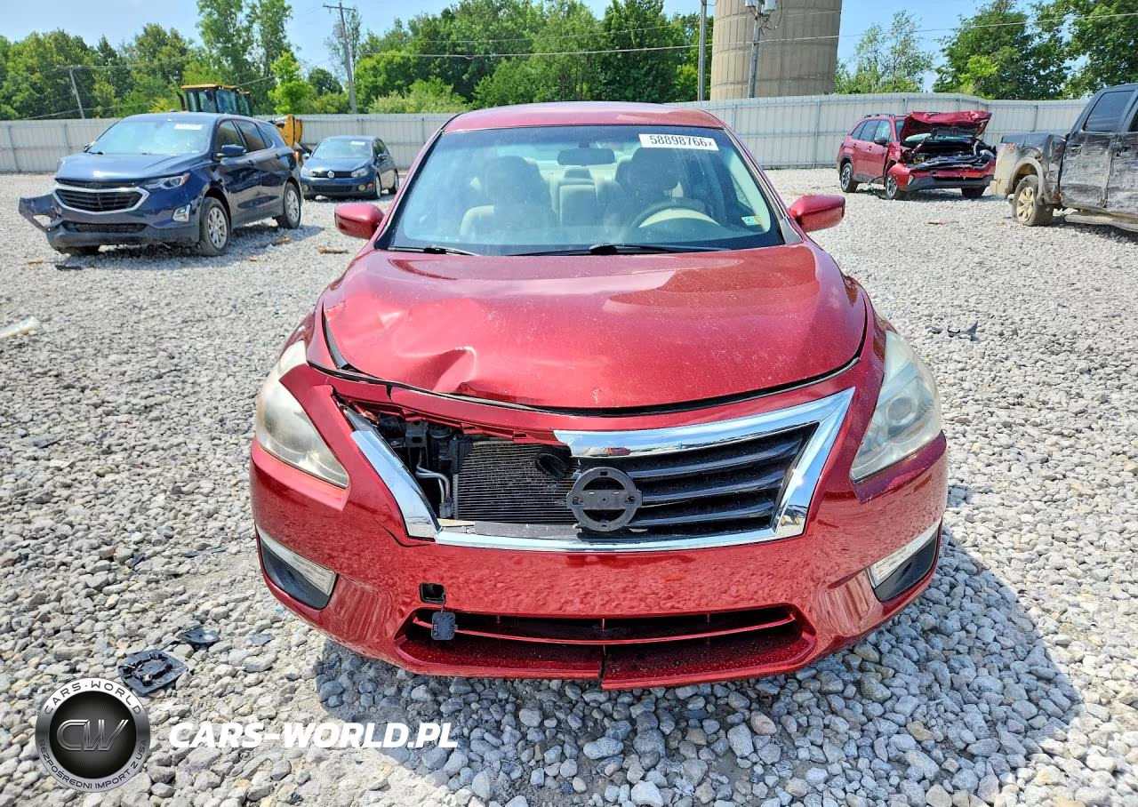 2014 Nissan Altima 2.5 VIN:1N4AL3AP7EN207574 - 5