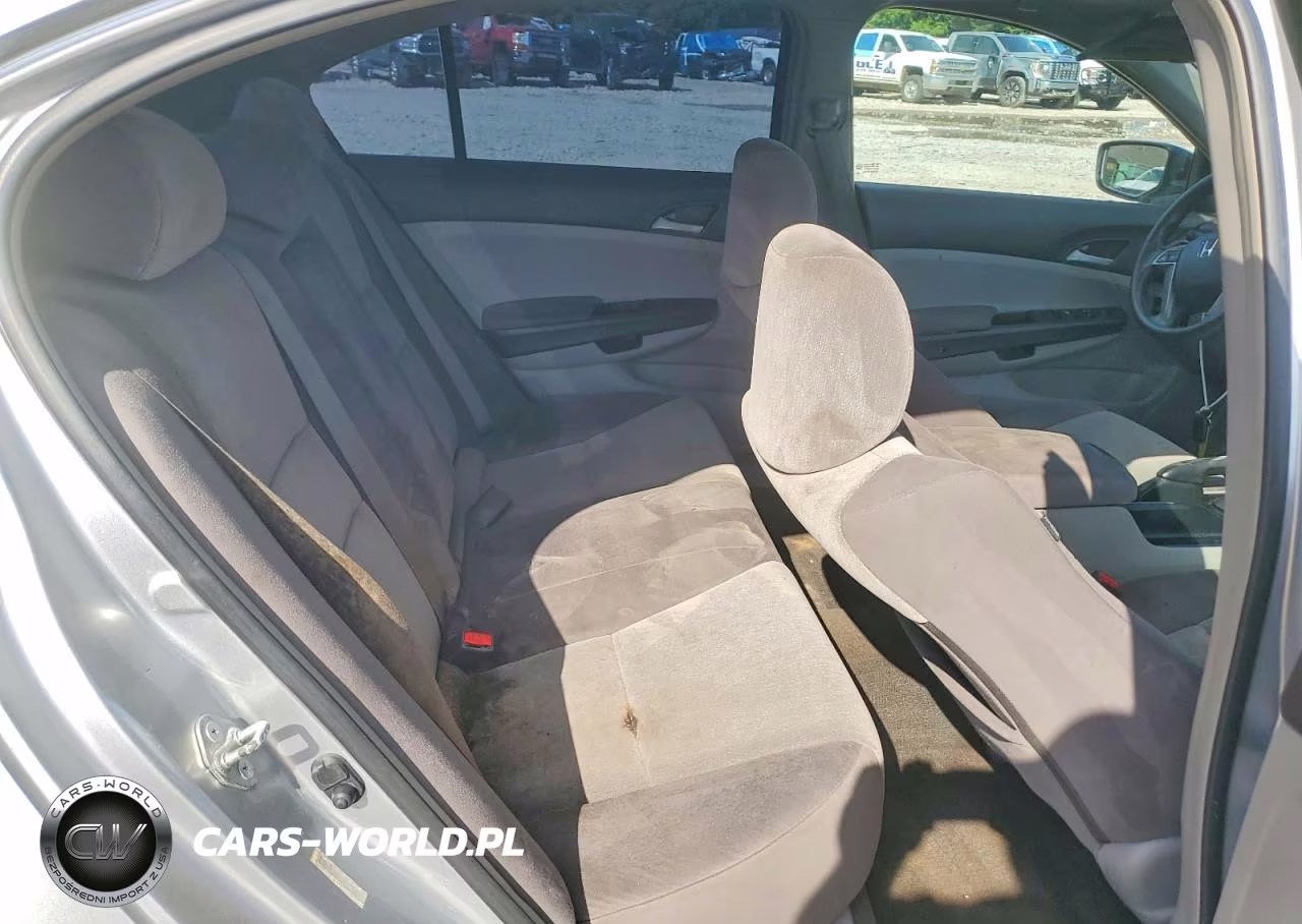 2009 Honda Accord Lx VIN:JHMCP26349C008604 - 10