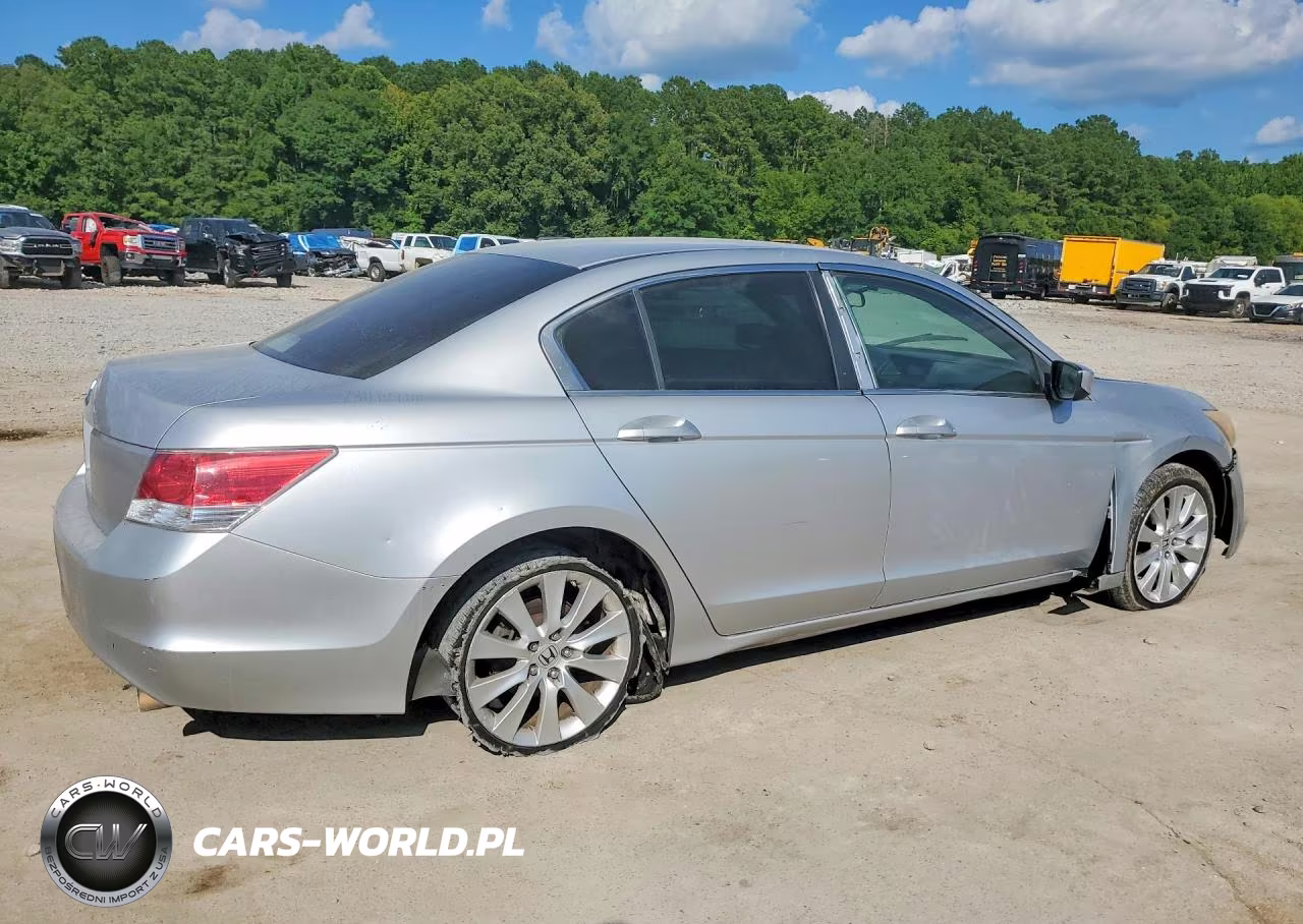 2009 Honda Accord Lx VIN:JHMCP26349C008604 - 3