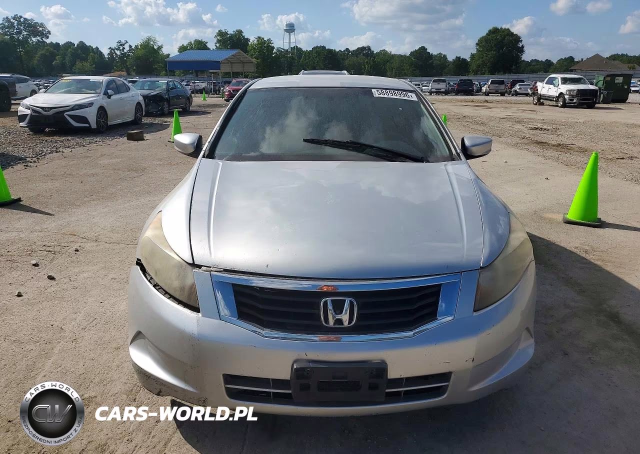 2009 Honda Accord Lx VIN:JHMCP26349C008604 - 5