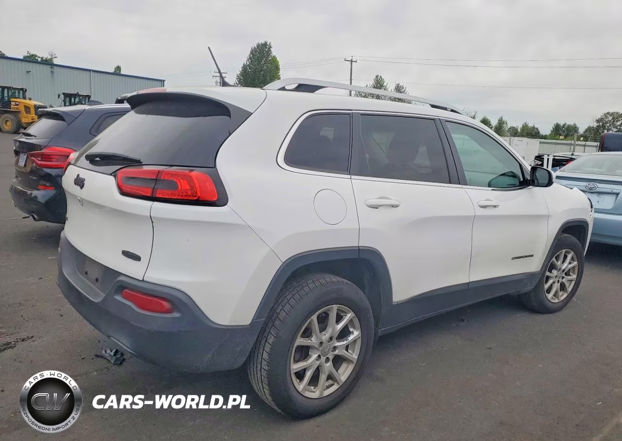 2018 Jeep Cherokee VIN:1C4PJMCB4JD578676 - 3