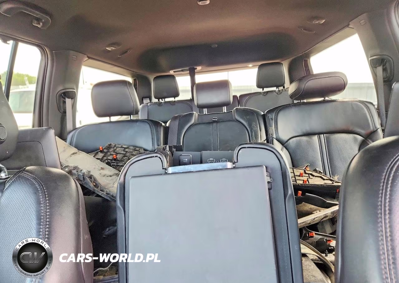 2022 Jeep Wagoneer Series I VIN:1C4SJVAT8NS206223 - 10