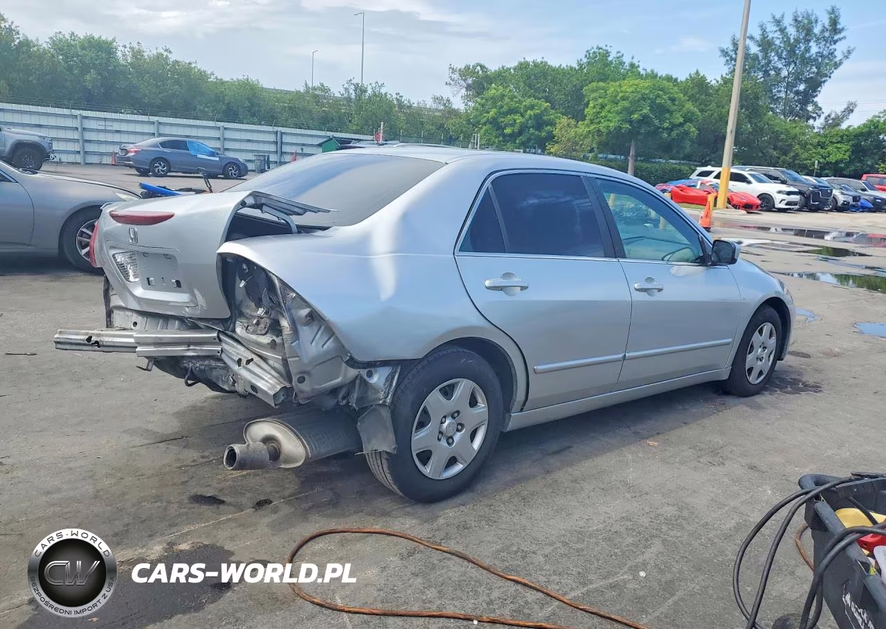 2007 Honda Accord Lx VIN:3HGCM56487G709257 - 3
