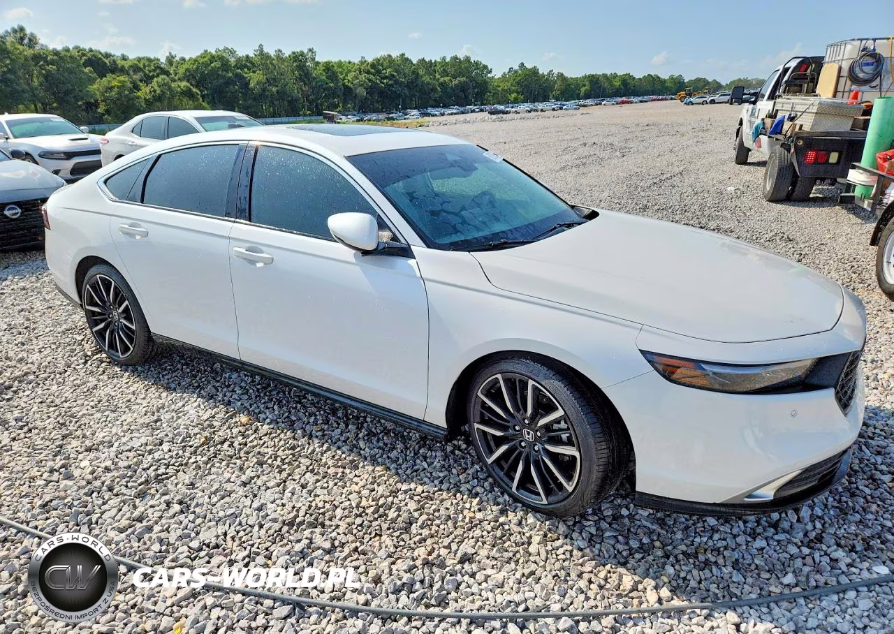 2025 Honda Accord Touring Hybrid VIN:1HGCY2F88SA066521 - 4