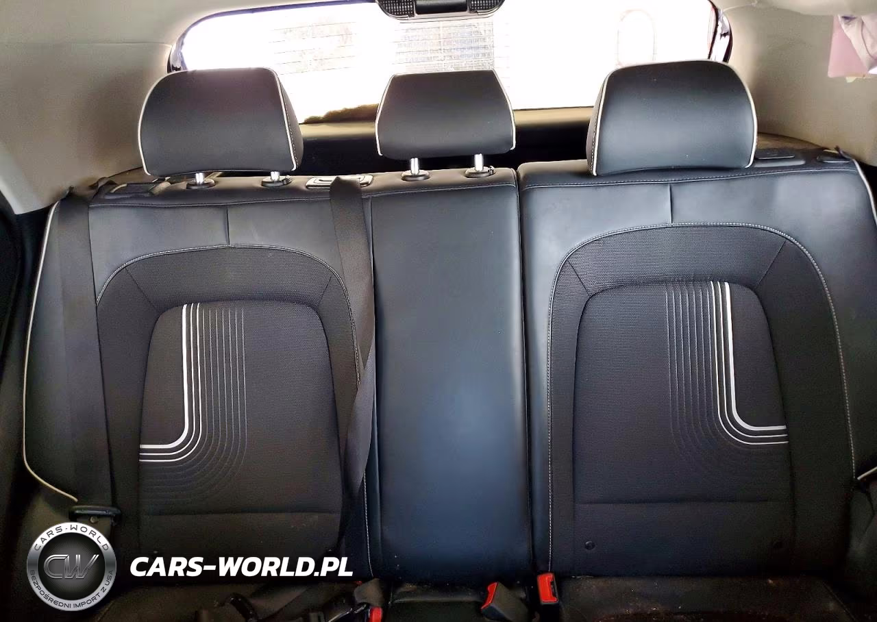 2022 Hyundai Venue Limited VIN:KMHRC8A38NU193192 - 10