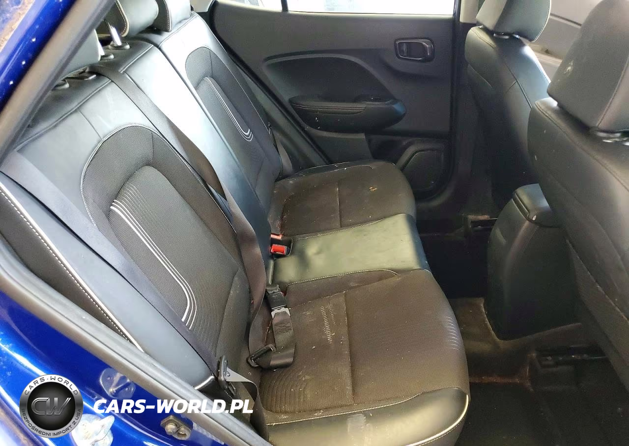 2022 Hyundai Venue Limited VIN:KMHRC8A38NU193192 - 11