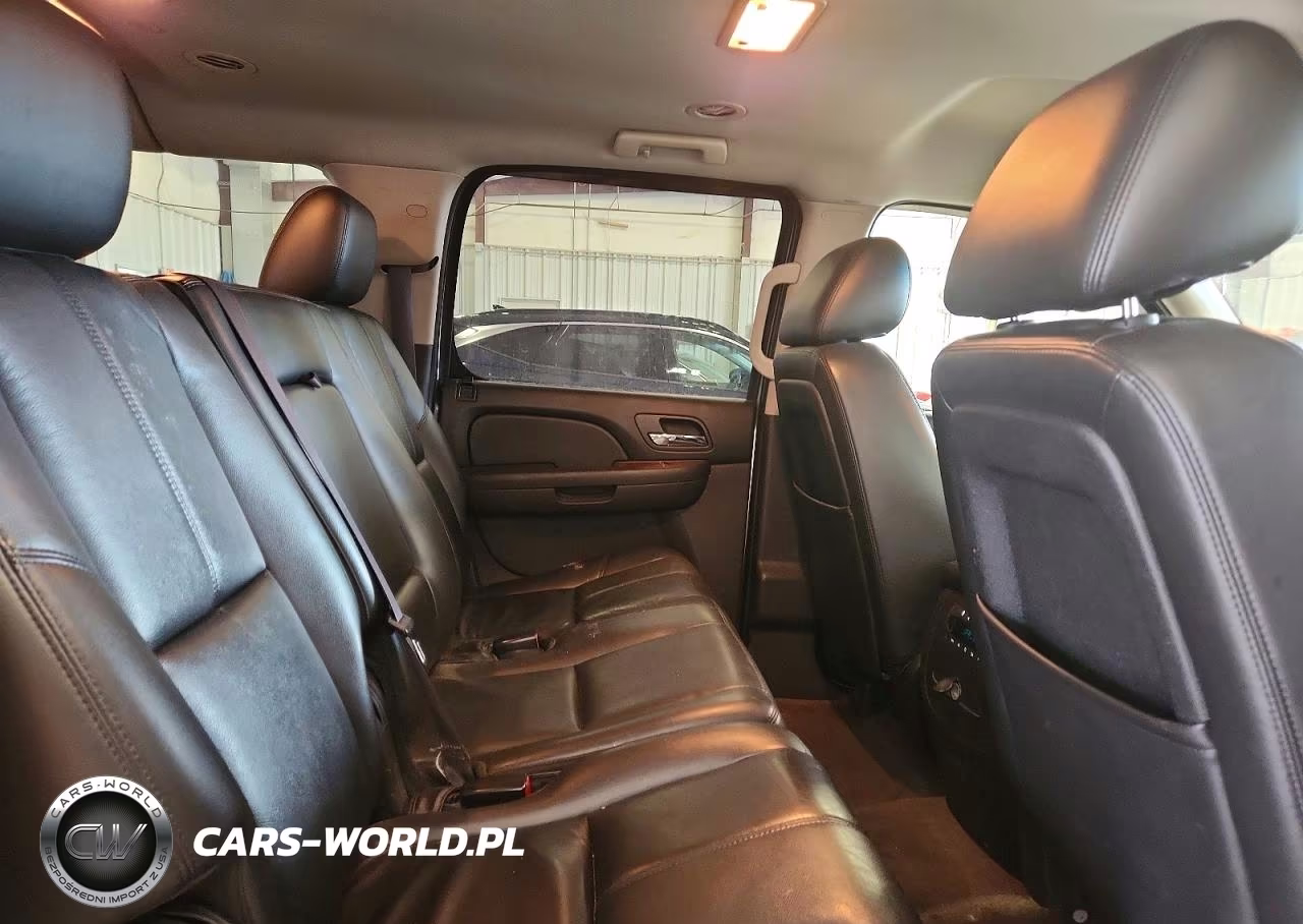 2011 Chevrolet Suburban K1500 Lt VIN:1GNSKJE39BR319530 - 10