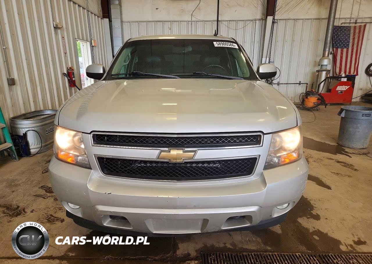 2011 Chevrolet Suburban K1500 Lt VIN:1GNSKJE39BR319530 - 5