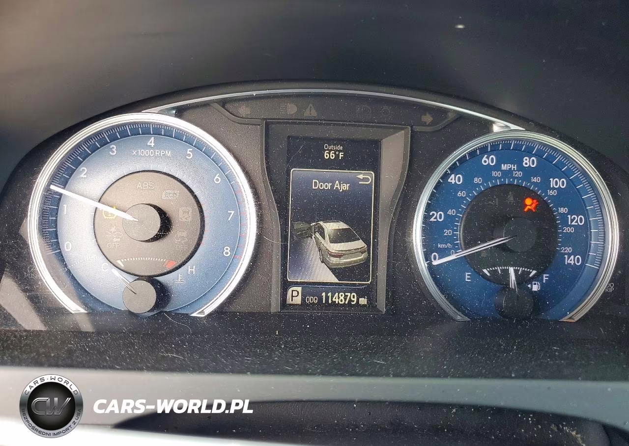 2016 Toyota Camry Le VIN:4T1BF1FK9GU583608 - 9