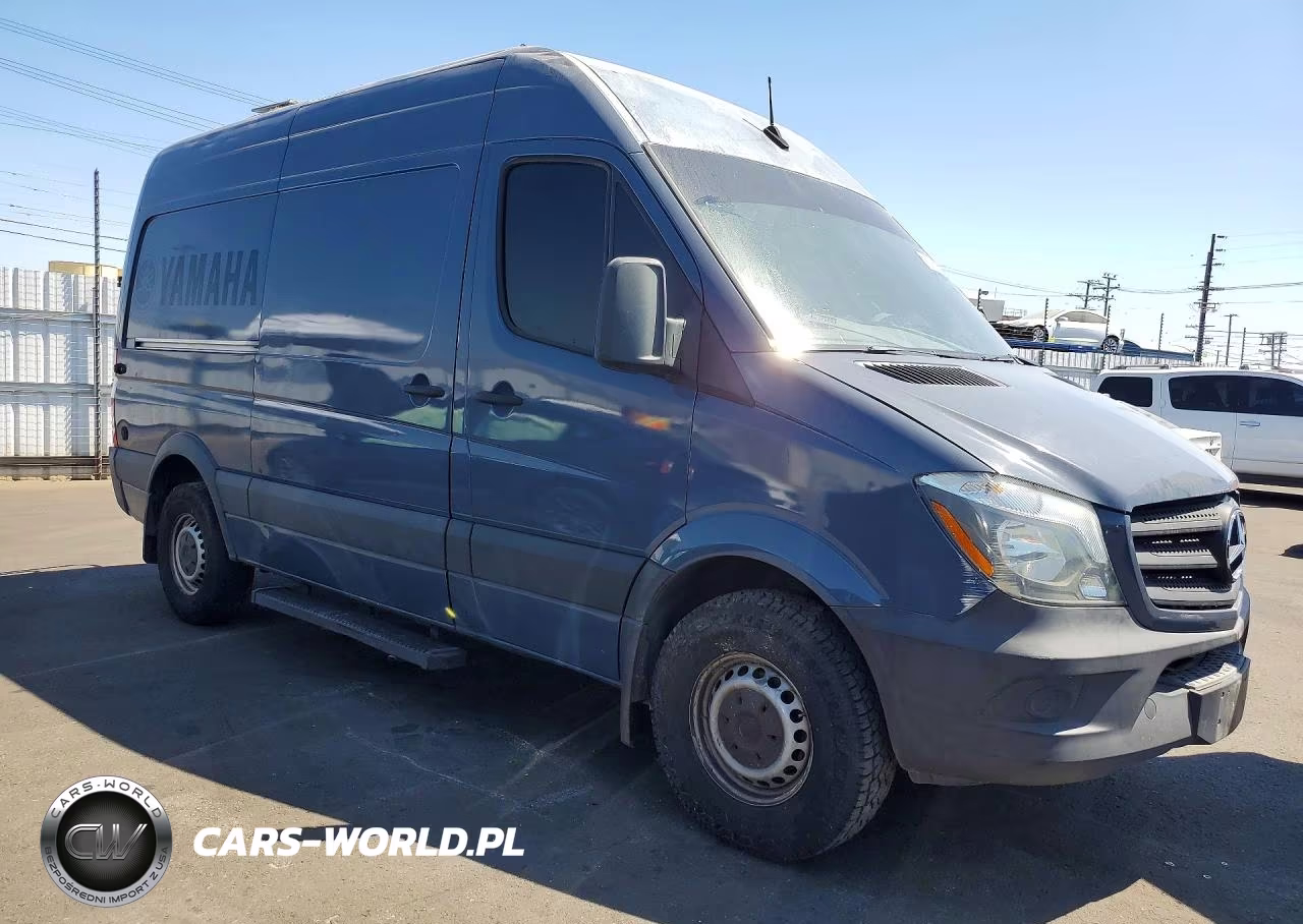 2018 Mercedes-Benz Sprinter 2500 VIN:WD3PE7CD1JP622584 - 4