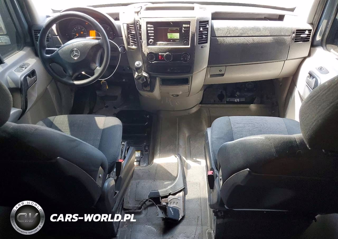 2018 Mercedes-Benz Sprinter 2500 VIN:WD3PE7CD1JP622584 - 8