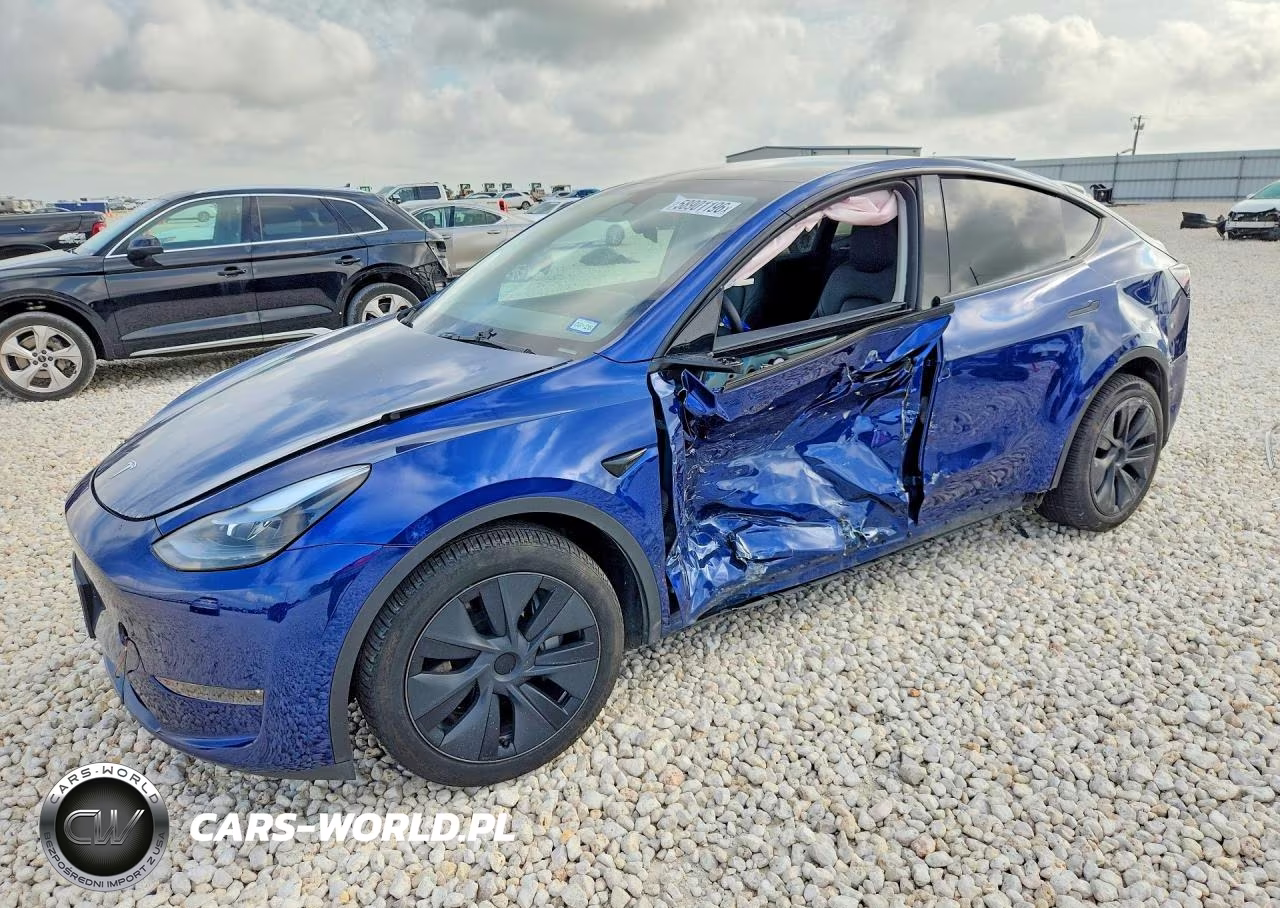 2024 Tesla Model Y – zdjęcie 1 z 13