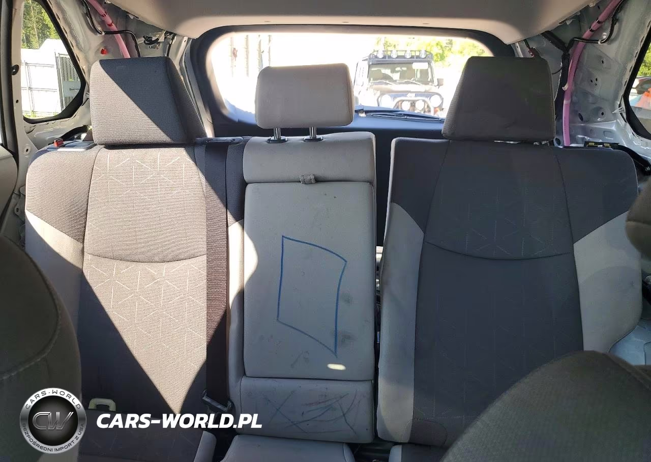 2025 Toyota Rav4 Hybrid Xle VIN:JTMRWRFV3SD339005 - 10