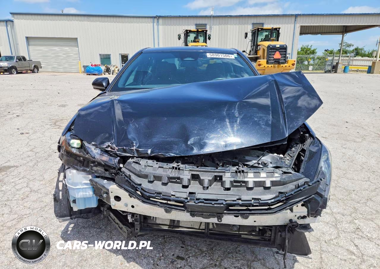 2025 Toyota Camry Se VIN:4T1DAACK2SU036331 - 5