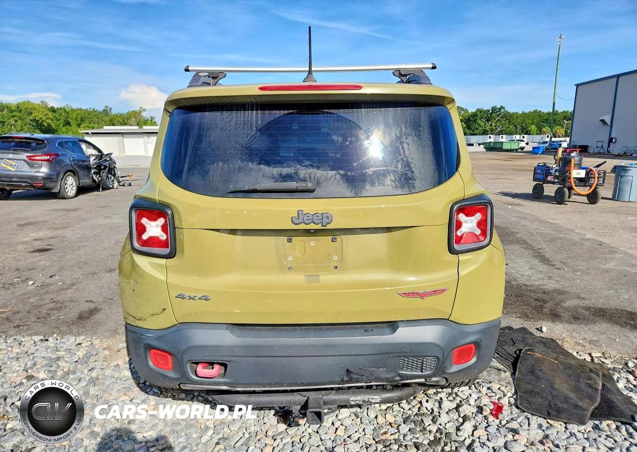 2015 Jeep Renegade Trailhawk VIN:ZACCJBCT2FPB93900 - 6