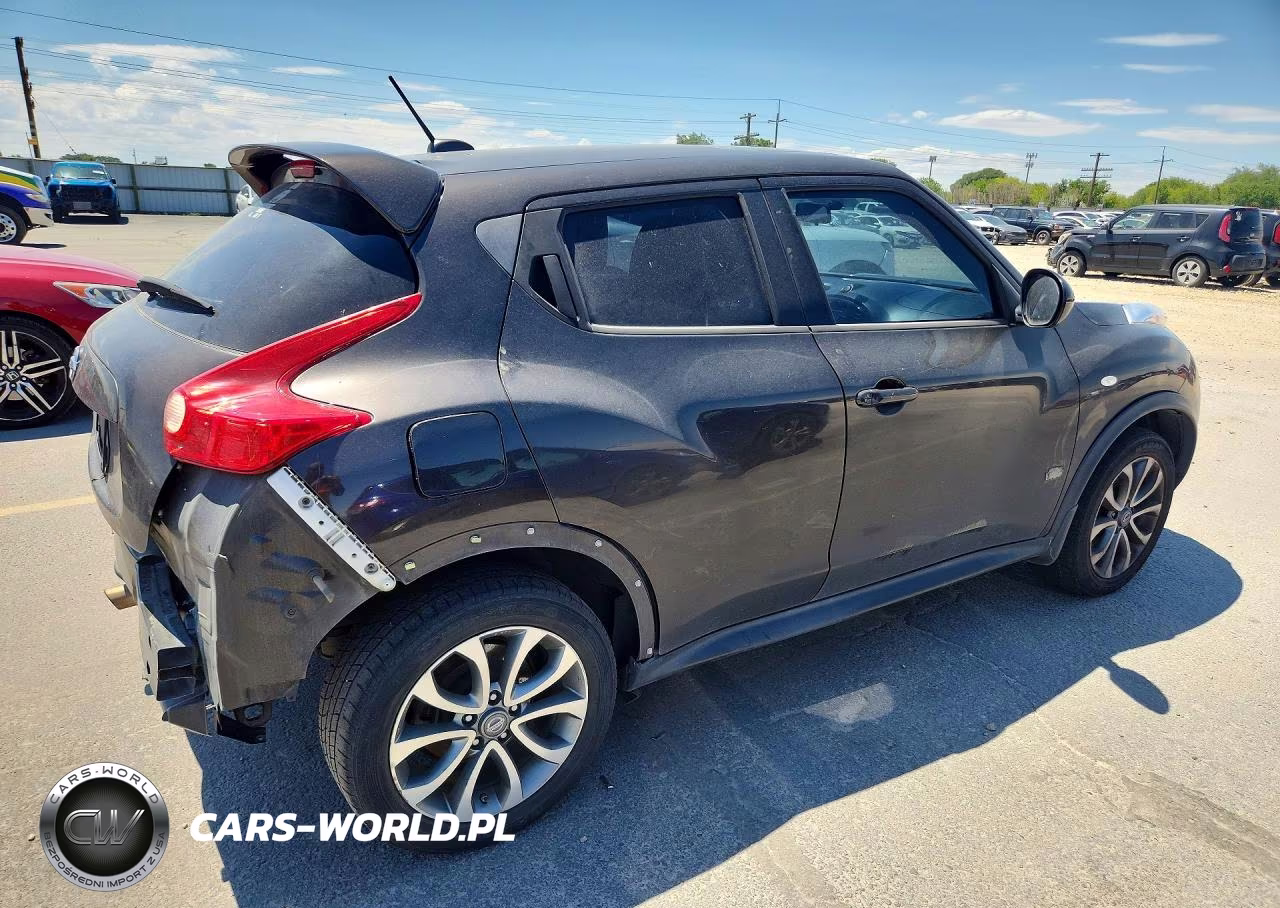 2011 Nissan Juke S VIN:JN8AF5MV5BT021745 - 3