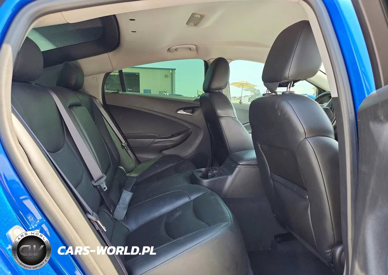 2017 Chevrolet Volt Premier VIN:1G1RB6S50HU108080 - 10