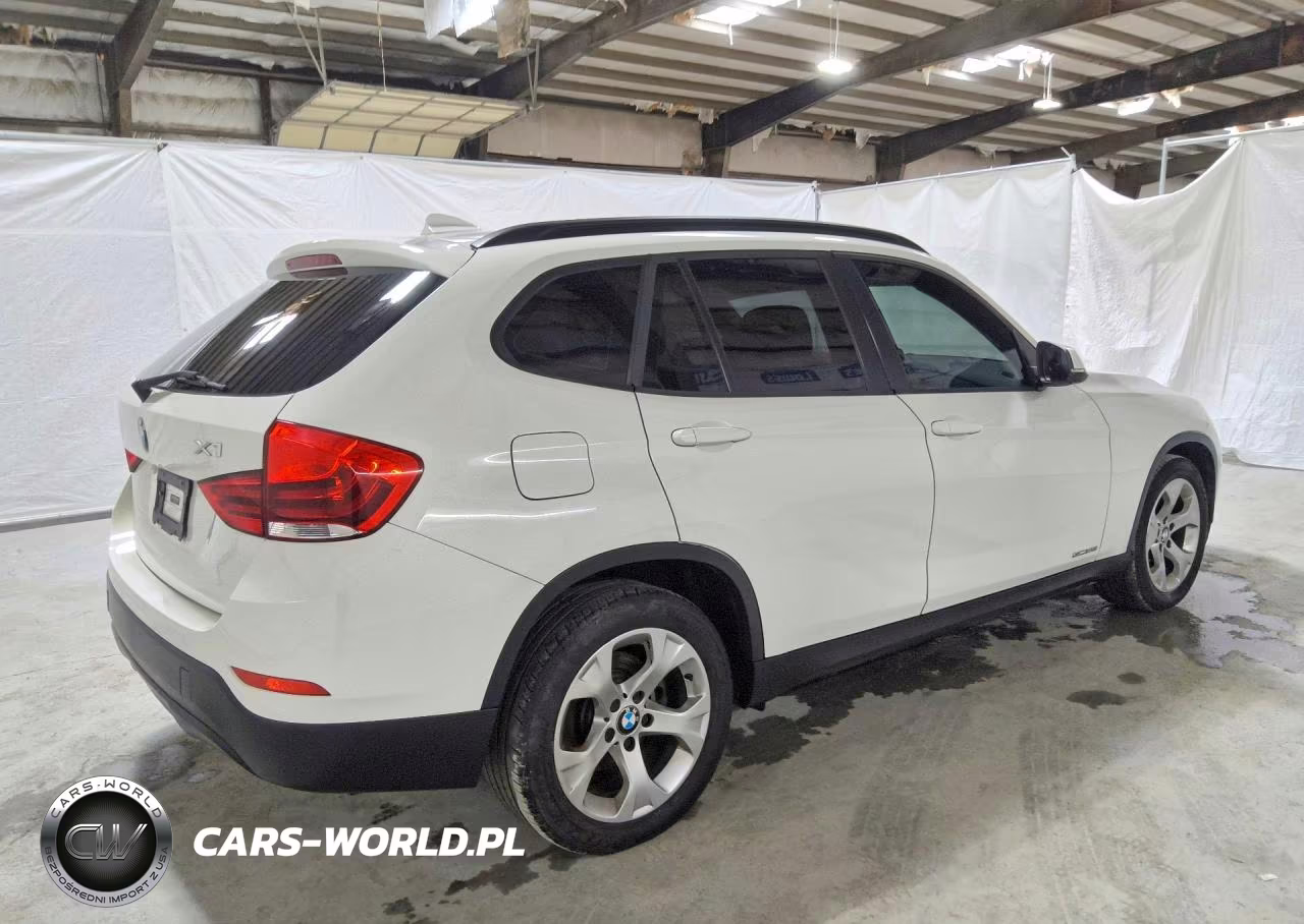 2015 BMW X1 Sdrive28I VIN:WBAVM1C57FV318150 - 3