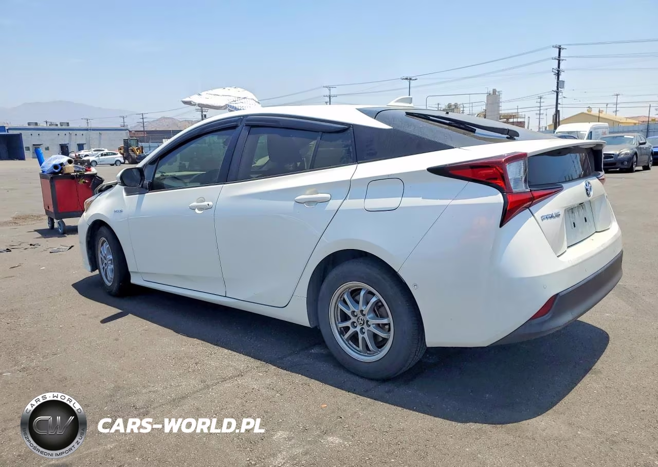 2020 Toyota Prius Le VIN:JTDKARFU4L3113425 - 2
