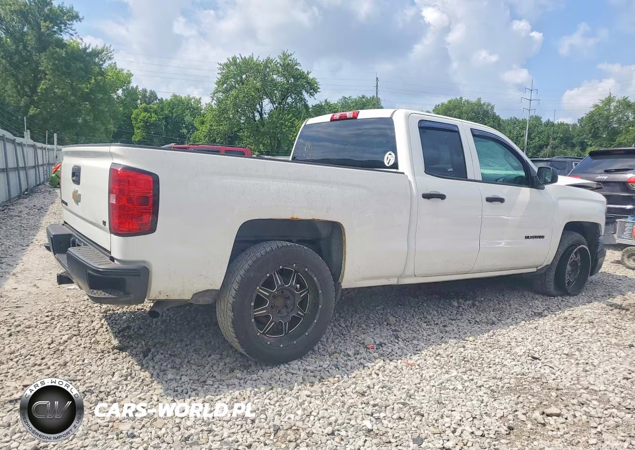 2014 Chevrolet Silverado K1500 VIN:1GCVKPEC2EZ169564 - 3