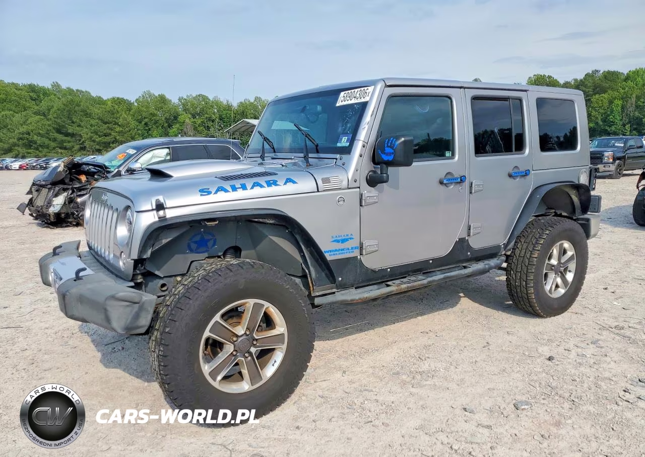 2015 Jeep Wrangler Unlimited Sahara – zdjęcie 1 z 12