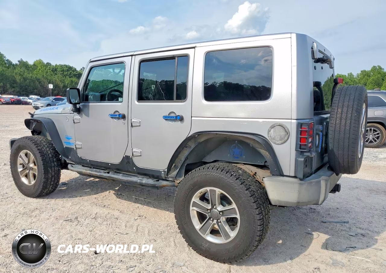 2015 Jeep Wrangler Unlimited Sahara VIN:1C4BJWEGXFL744579 - 2