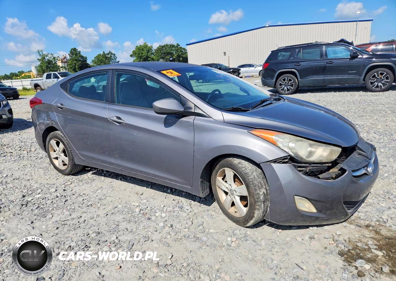 2011 Hyundai Elantra Gls VIN:5NPDH4AE0BH046879 - 4