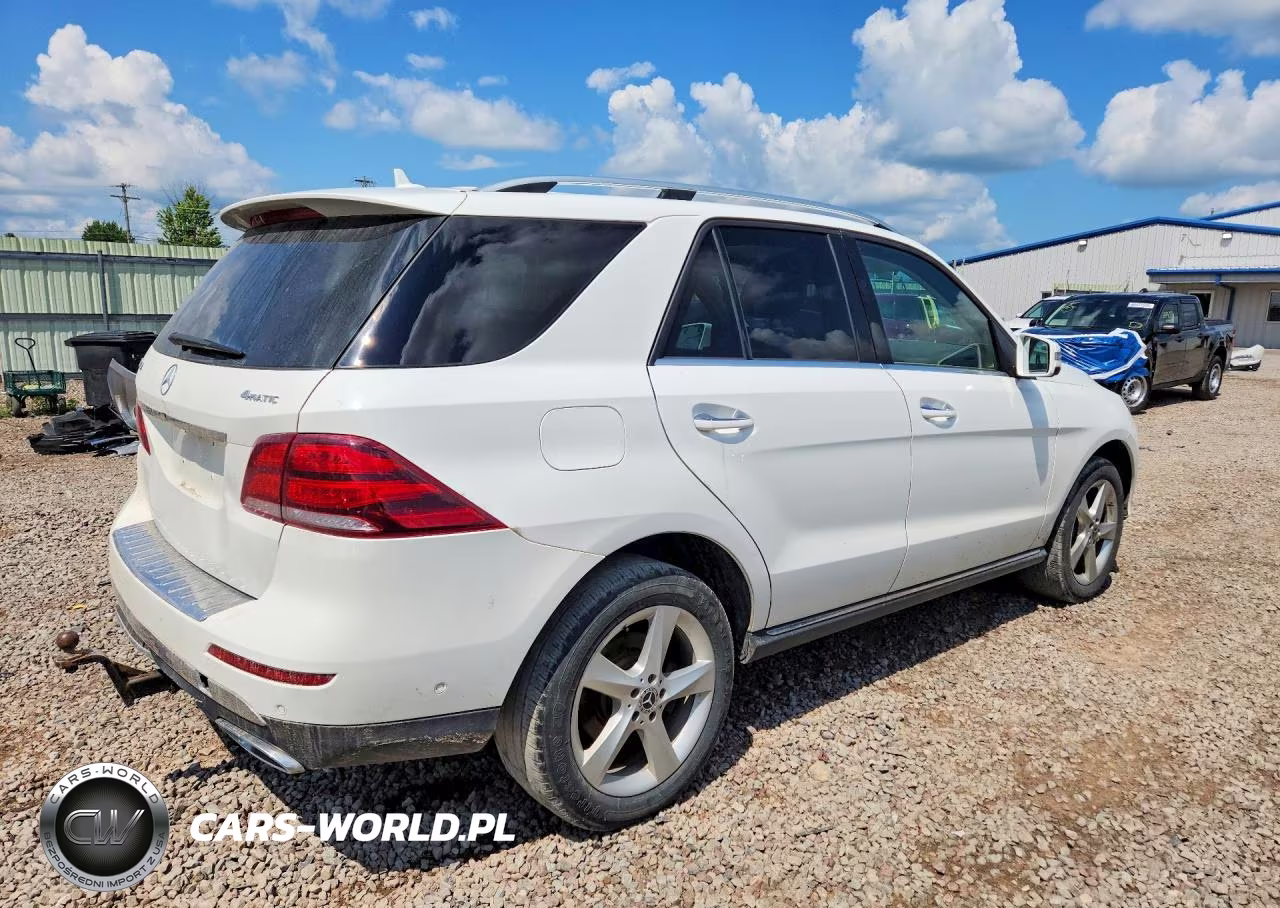 2017 Mercedes-Benz Gle 350 4Matic VIN:4JGDA5HB6HA915891 - 3